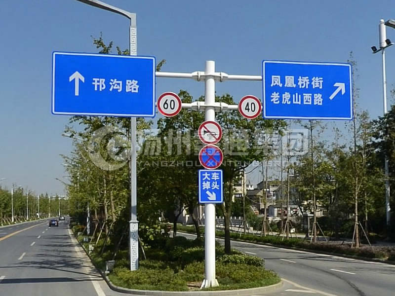 BZG-010，交通標(biāo)志桿，F(xiàn)型雙懸臂標(biāo)志桿