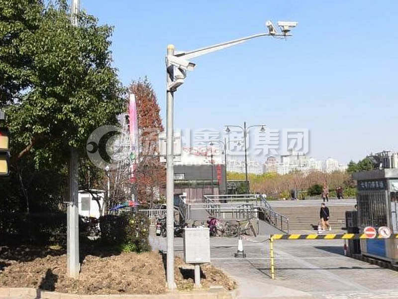 DJG-024，電子警察桿，治安監(jiān)控桿